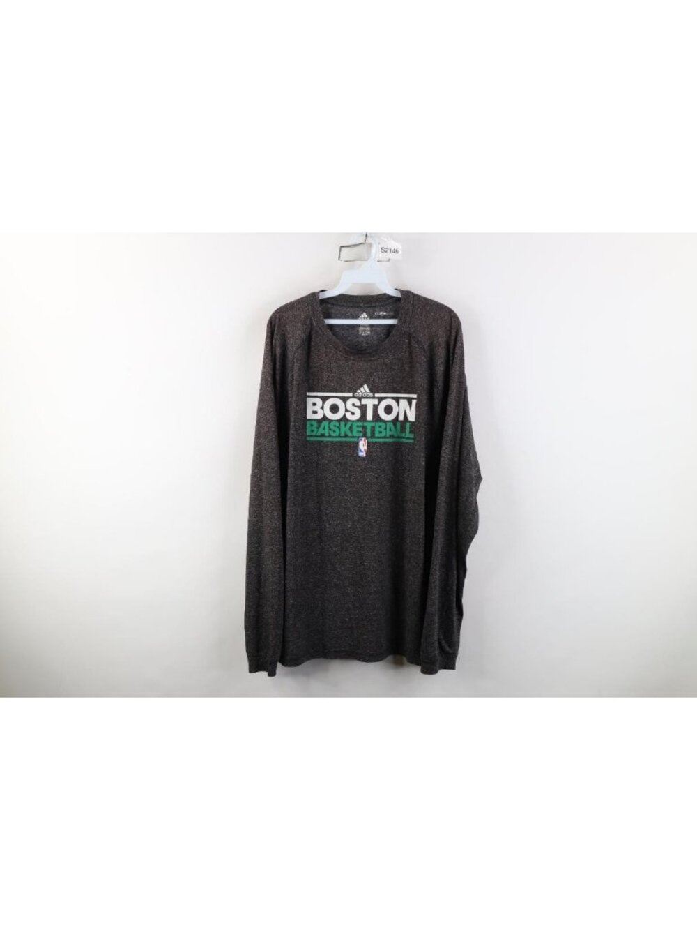 Adidas NBA Mens XL Spell Out Boston Celtics Basketball Knit Long Sleeve T-Shirt